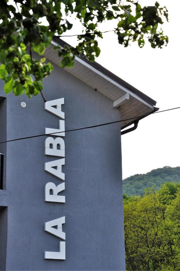La Rabla Otel Dubova Dış mekan fotoğraf