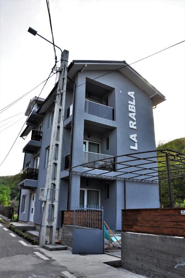 La Rabla Otel Dubova Dış mekan fotoğraf