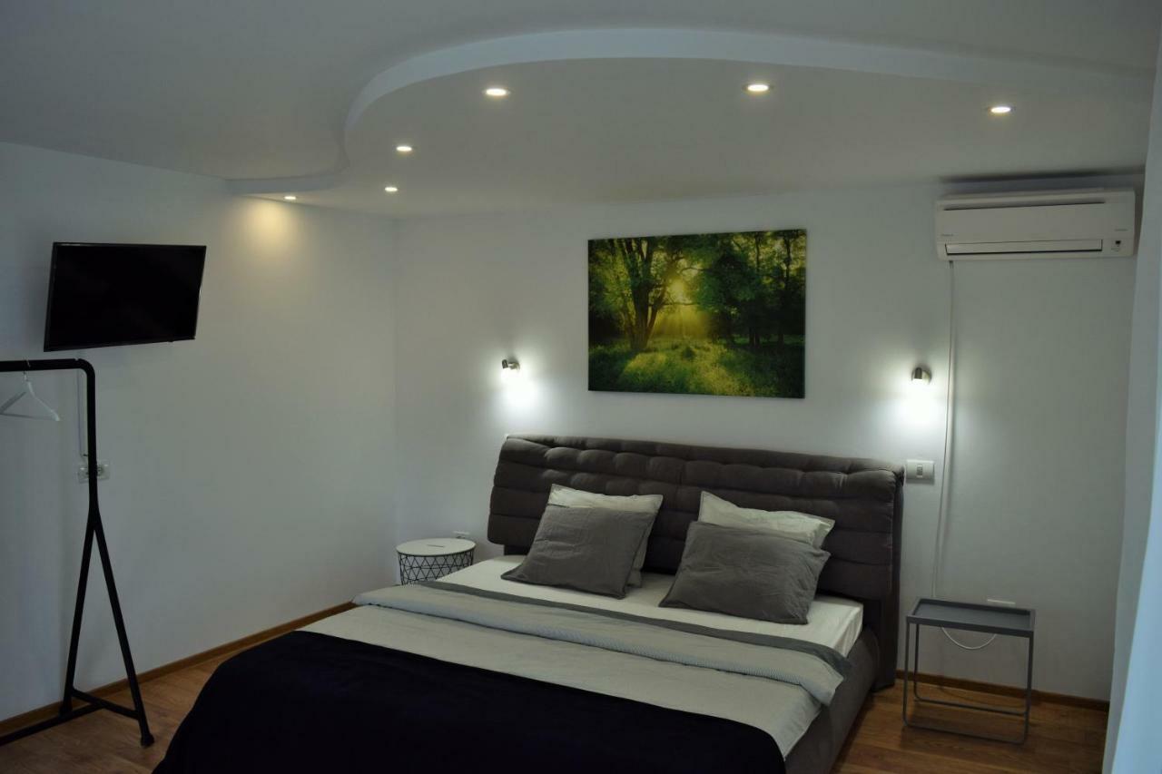 La Rabla Otel Dubova Dış mekan fotoğraf