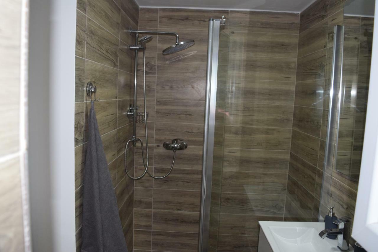 La Rabla Otel Dubova Dış mekan fotoğraf